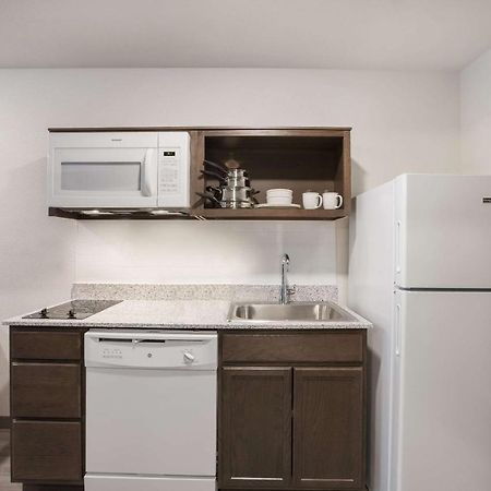 Woodspring Suites Detroit เมดิสัน ไฮท์ส ภายนอก รูปภาพ