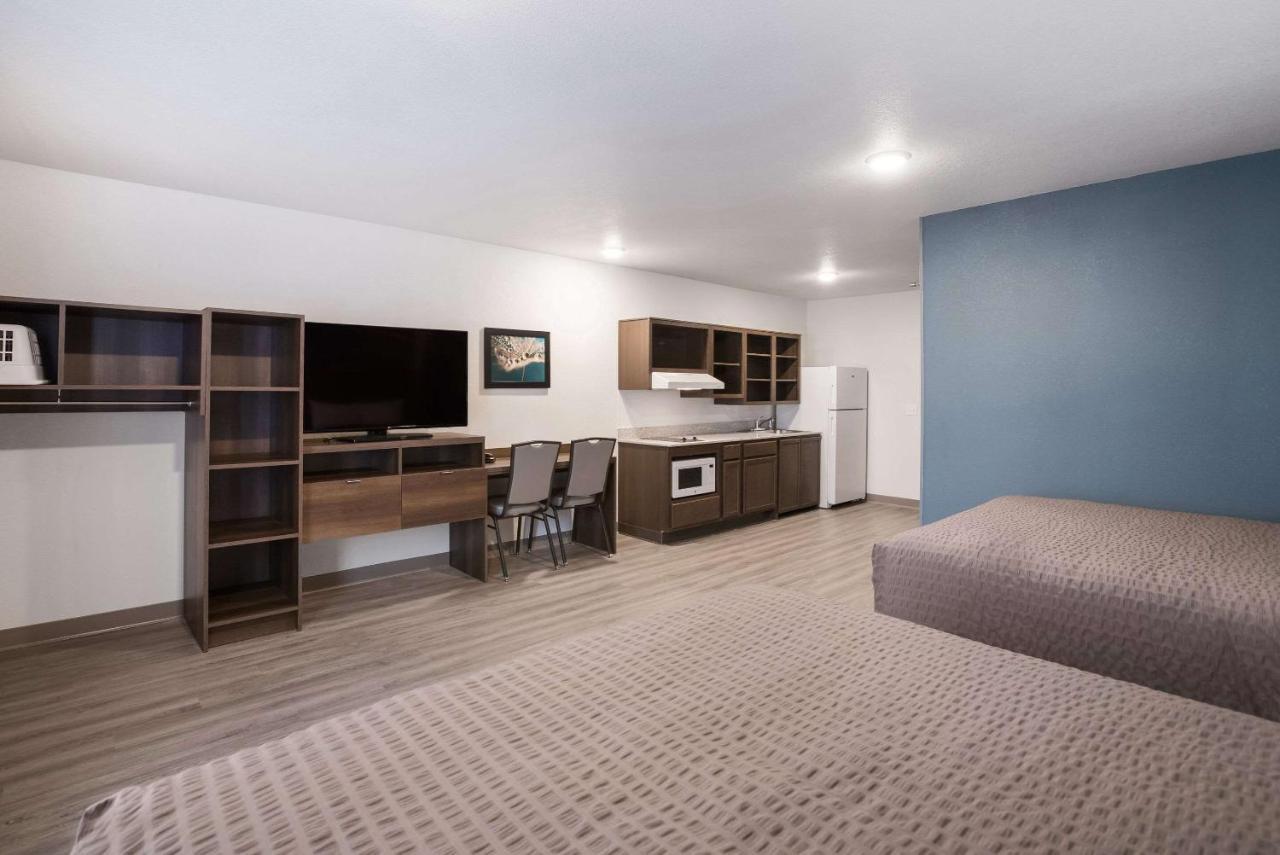 Woodspring Suites Detroit เมดิสัน ไฮท์ส ภายนอก รูปภาพ