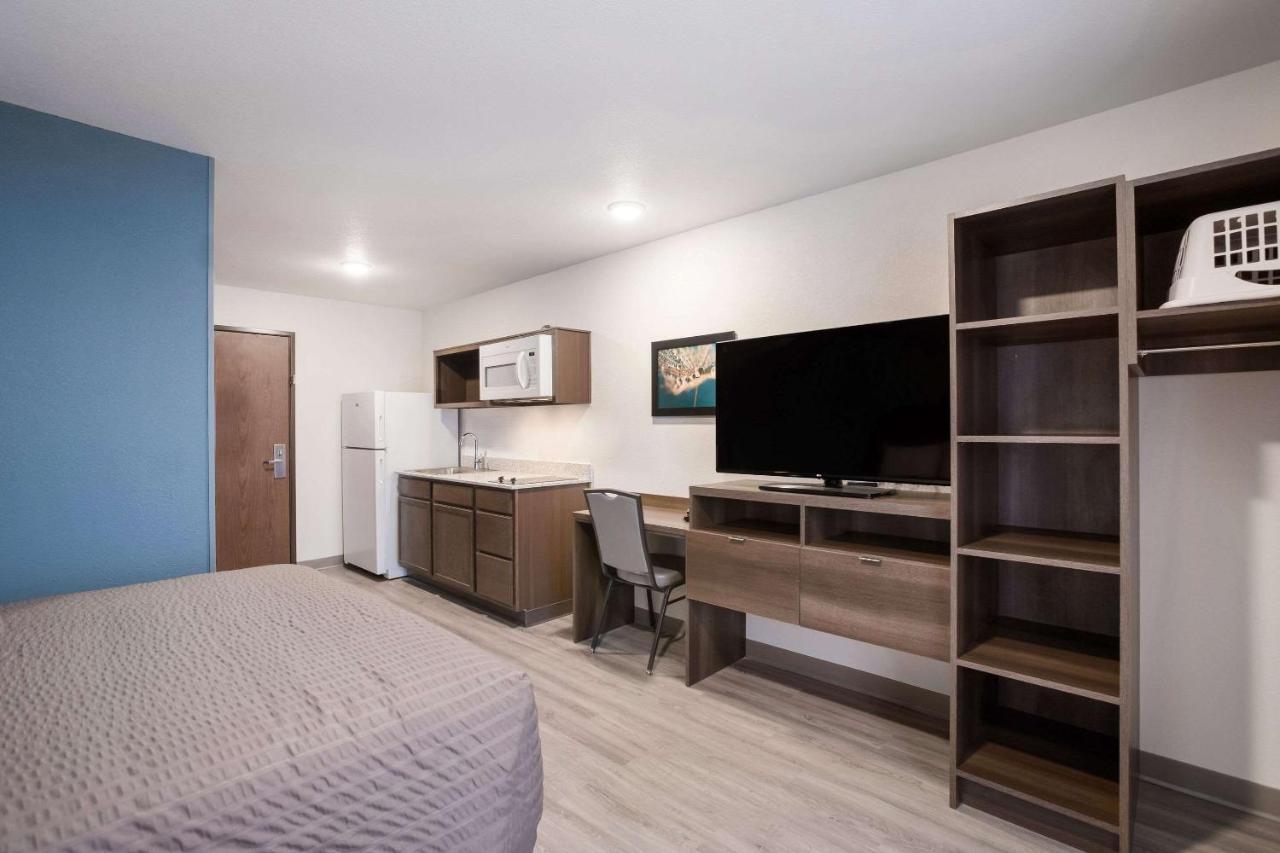 Woodspring Suites Detroit เมดิสัน ไฮท์ส ภายนอก รูปภาพ