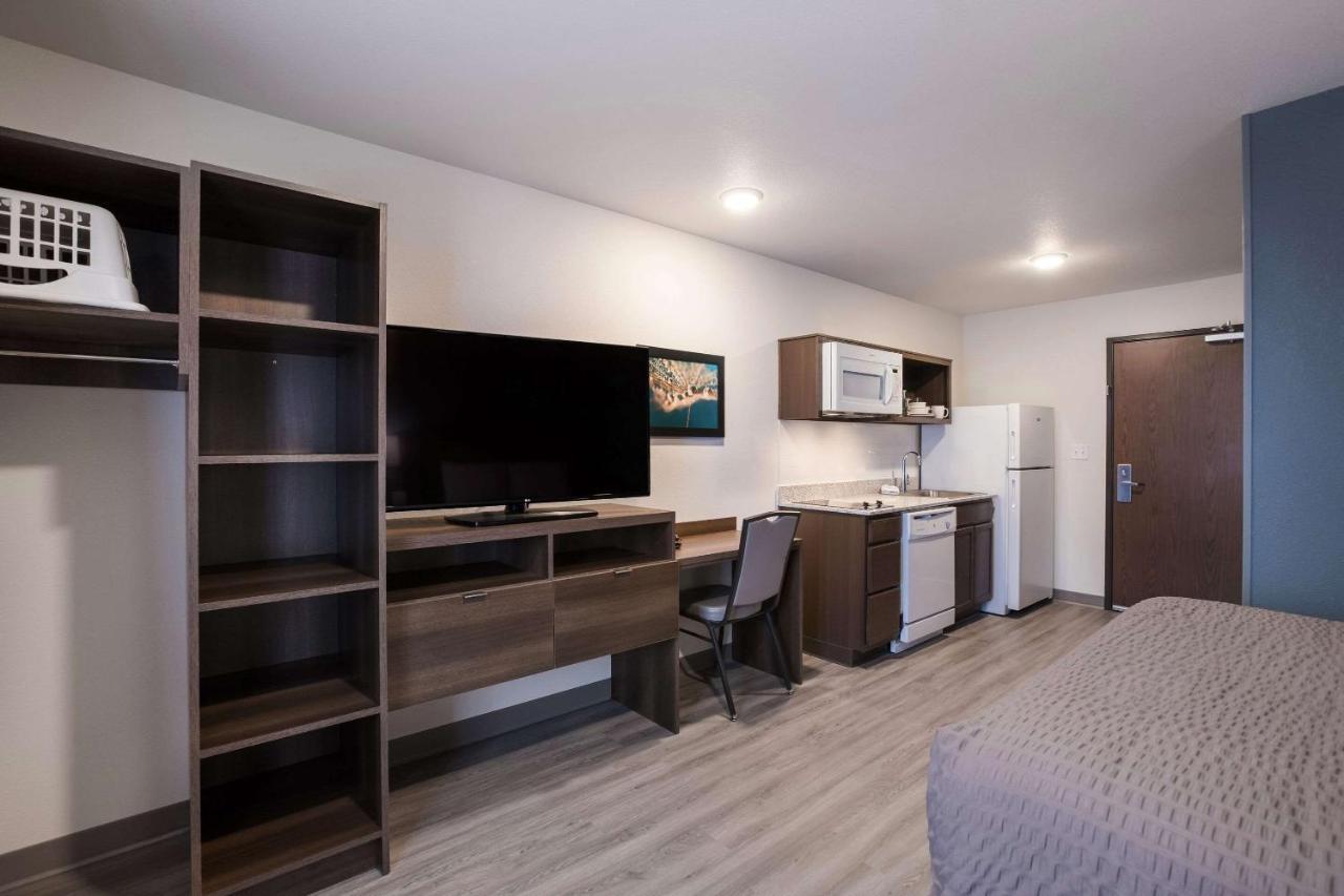 Woodspring Suites Detroit เมดิสัน ไฮท์ส ภายนอก รูปภาพ