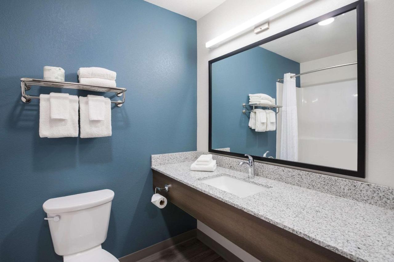 Woodspring Suites Detroit เมดิสัน ไฮท์ส ภายนอก รูปภาพ